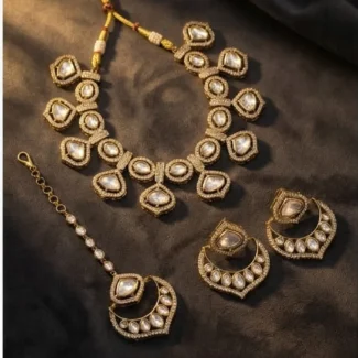 Handcrafted Tiyani Necklace Sets for a Graceful Look White Color